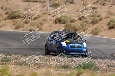 media/Jun-01-2025-CalClub SCCA (Sun) [[eae223c5dd]]/Group 6/Qualifying/